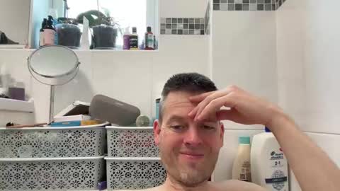 InterestedHun online show from October 10, 8:46 am