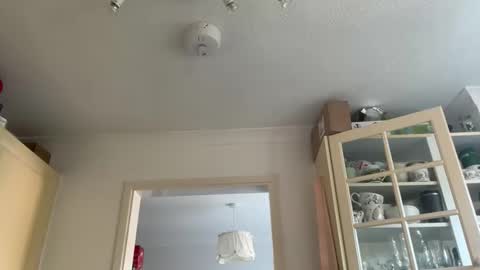 InterestedHun online show from April 14, 8:20 am