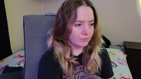 Faye online show from April 1, 7:53 am