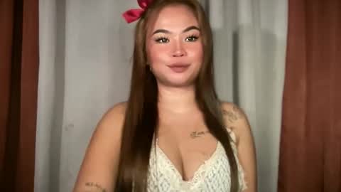 Snapshot of into_the_nightxxx chatting on February 13, 5:25 am KATH online show from February 13, 5:25 am