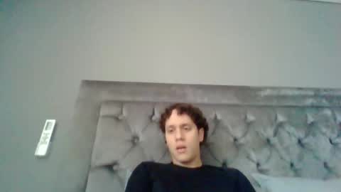 WillyTripleXxx online show from April 18, 7:18 pm