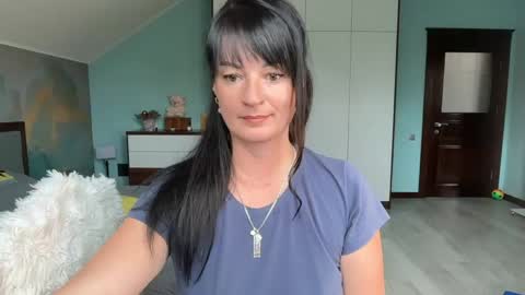 Snapshot of iracherrynow chatting on June 10, 8:02 am iracherrynow online show from June 10, 8:02 am