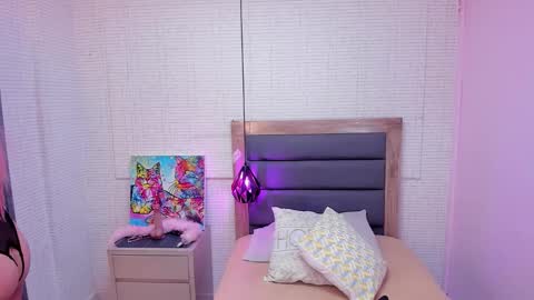  I R E N N E online show from March 13, 12:45 pm