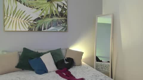 Snapshot of iriis_rosse chatting on October 11, 3:10 pm Iris Rosse online show from October 11, 3:10 pm