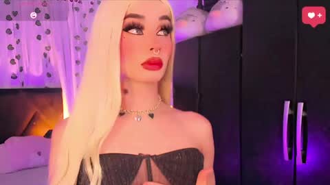 Snapshot of irina_lechera_ chatting on May 1, 8:24 pm Irina online show from May 1, 8:24 pm