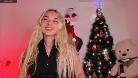 Snapshot of iris3019 chatting on December 7, 10:17 pm iris online show from December 7, 10:17 pm