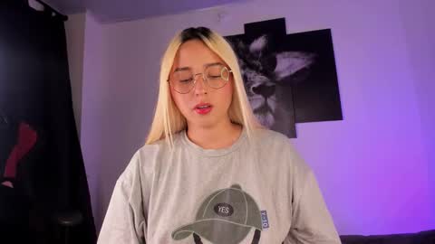 Snapshot of iris3019 chatting on September 27, 10:26 pm iris online show from September 27, 10:26 pm