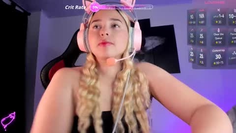 Snapshot of iris3019 chatting on October 19, 4:07 pm iris online show from October 19, 4:07 pm