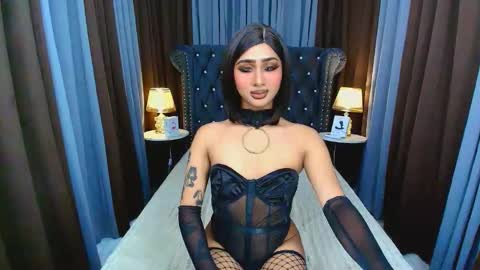 Iris online show from April 12, 8:25 pm