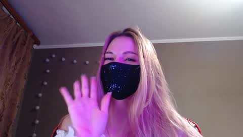 Lily online show from October 21, 3:24 pm