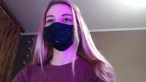 Lily online show from October 22, 3:23 pm