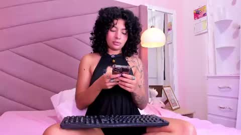 Snapshot of iris_licht chatting on June 26, 4:11 pm Iris Licht online show from June 26, 4:11 pm