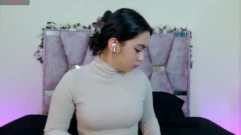 Iris online show from November 8, 6:40 pm