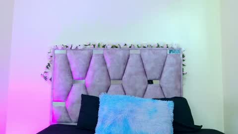 Snapshot of iris_mandarinne chatting on April 20, 5:26 pm Iris online show from April 20, 5:26 pm
