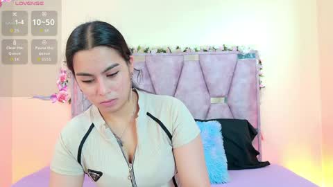 Snapshot of iris_mandarinne chatting on May 31, 5:20 pm Iris online show from May 31, 5:20 pm