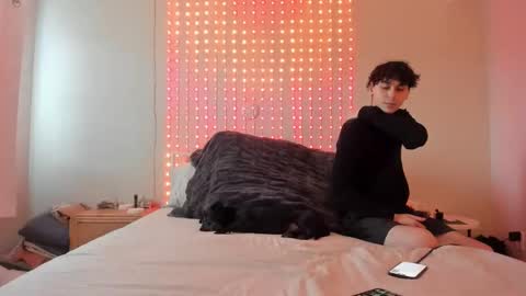 Snapshot of iris_roslin chatting on May 31, 11:17 pm Iris 3 online show from May 31, 11:17 pm