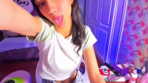 Iris online show from January 16, 1:36 pm