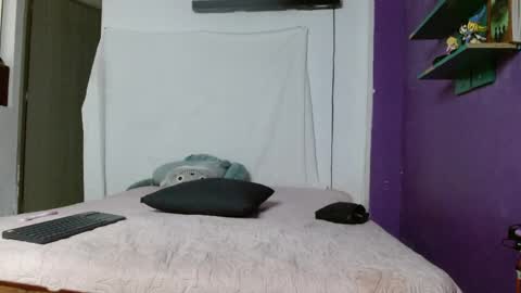 Snapshot of irisbell_ chatting on June 3, 2:33 pm Camilla online show from June 3, 2:33 pm