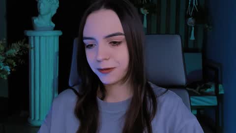 Snapshot of iriscline chatting on December 4, 4:16 pm Iris online show from December 4, 4:16 pm