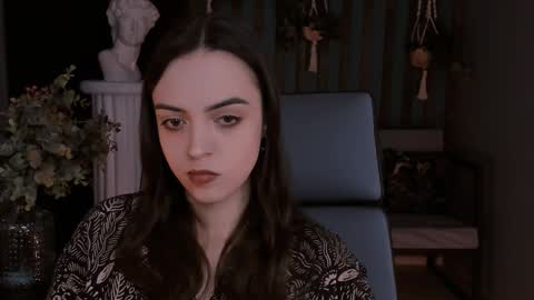 Snapshot of iriscline chatting on December 12, 1:28 pm Iris online show from December 12, 1:28 pm