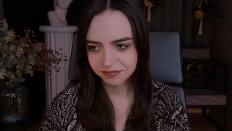 Snapshot of iriscline chatting on December 12, 7:37 pm Iris online show from December 12, 7:37 pm