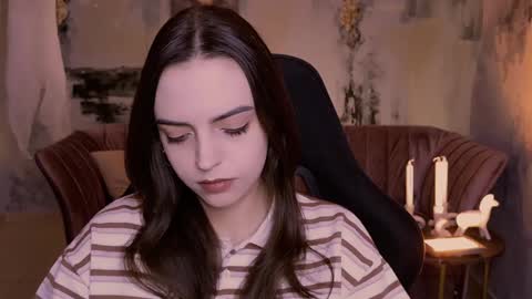 Snapshot of iriscline chatting on December 13, 1:12 pm Iris online show from December 13, 1:12 pm