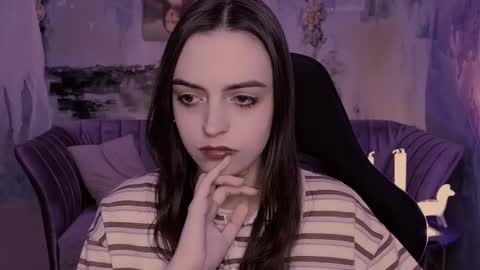 Snapshot of iriscline chatting on December 13, 7:21 pm Iris online show from December 13, 7:21 pm