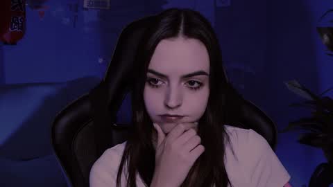 Snapshot of iriscline chatting on December 17, 7:37 pm Iris online show from December 17, 7:37 pm