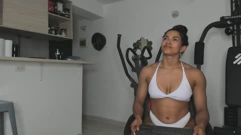 Snapshot of irisfit chatting on April 19, 6:10 pm Iris Fit online show from April 19, 6:10 pm