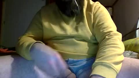 Snapshot of irishadz chatting on June 4, 2:17 am irishadz online show from June 4, 2:17 am