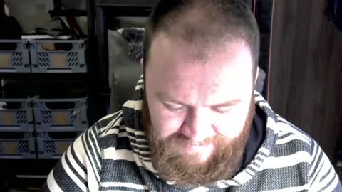 twitter theirishman205 online show from January 4, 12:27 pm