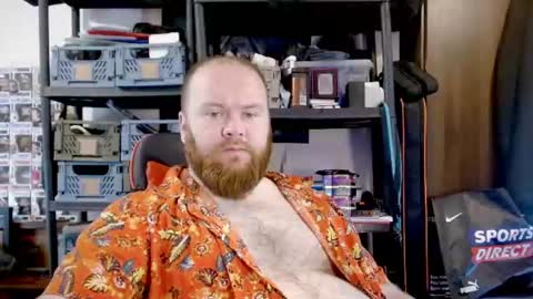 Snapshot of irishdaddy24 chatting on June 27, 11:15 am twitter theirishman205 online show from June 27, 11:15 am