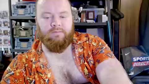 Snapshot of irishdaddy24 chatting on June 27, 12:22 pm twitter theirishman205 online show from June 27, 12:22 pm