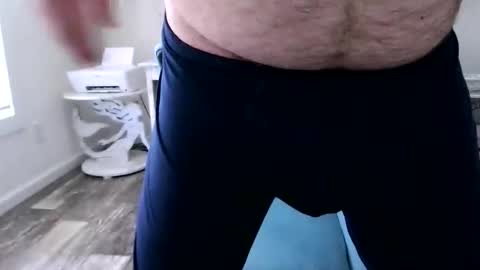 Snapshot of irishdudeloveoib chatting on October 15, 5:35 pm Irishdudelove online show from October 15, 5:35 pm