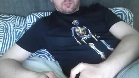 Snapshot of irishhighness95 chatting on July 12, 6:37 am irishhighness95 online show from July 12, 6:37 am