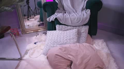 Maria online show from December 31, 12:43 am