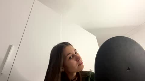 Maria online show from February 9, 4:04 am