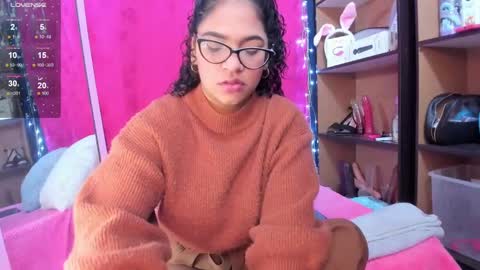 Snapshot of iriss_25 chatting on February 9, 3:43 am iris online show from February 9, 3:43 am