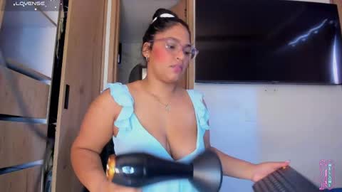 Snapshot of iriss_25 chatting on May 18, 1:39 pm iris online show from May 18, 1:39 pm