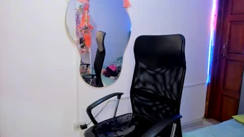 irix_moon online show from October 15, 3:39 am