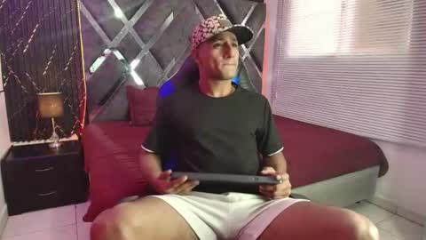 Snapshot of iron_king7 chatting on June 30, 12:28 pm Iron king online show from June 30, 12:28 pm