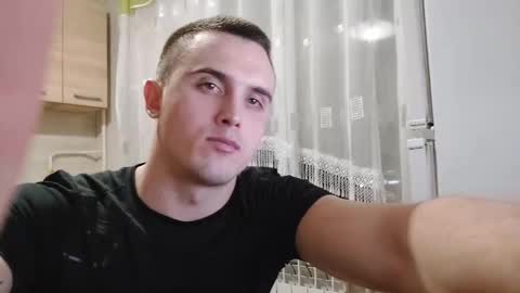 Snapshot of iron_mast chatting on March 1, 7:49 pm Anton online show from March 1, 7:49 pm