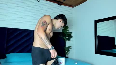 Snapshot of iron_tous chatting on January 10, 8:21 pm Iron Tous online show from January 10, 8:21 pm