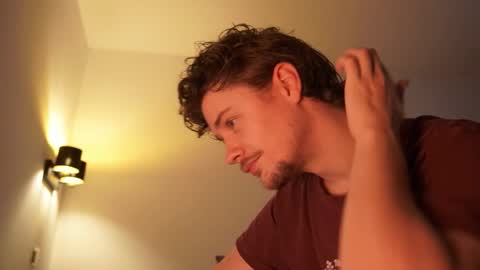 Sam online show from December 15, 9:41 pm