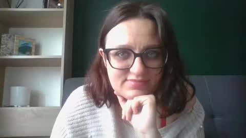 Snapshot of irresistibleparis chatting on May 11, 5:46 am Paris online show from May 11, 5:46 am