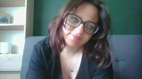 Snapshot of irresistibleparis chatting on May 20, 5:57 am Paris online show from May 20, 5:57 am