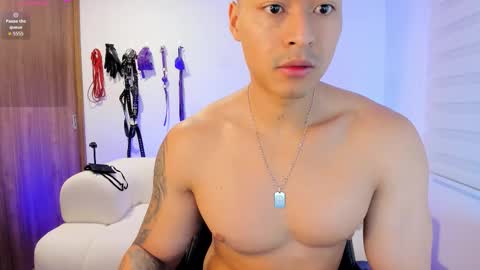 Snapshot of irvinepassion chatting on February 11, 9:36 am WILL ANDREW online show from February 11, 9:36 am