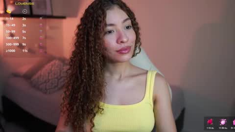 Snapshot of isa_____ chatting on February 19, 2:51 am isa_____ online show from February 19, 2:51 am