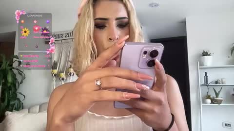 Isabella online show from March 22, 9:18 pm