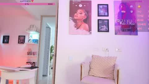 Snapshot of isa_greey chatting on April 29, 5:06 pm isabella online show from April 29, 5:06 pm